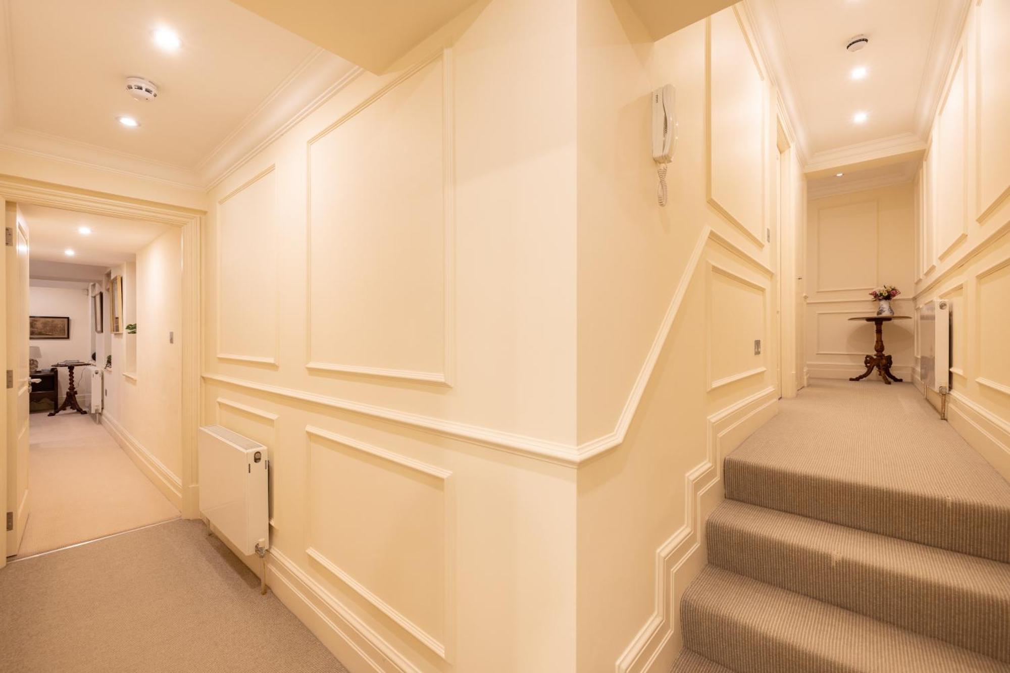 Appartement Paddington 7-bed 13-guest Massive House W Patio Londen